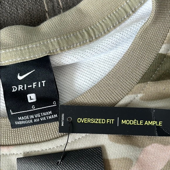 NIKE Camouflage Sweatsuit - Picture 4 of 6